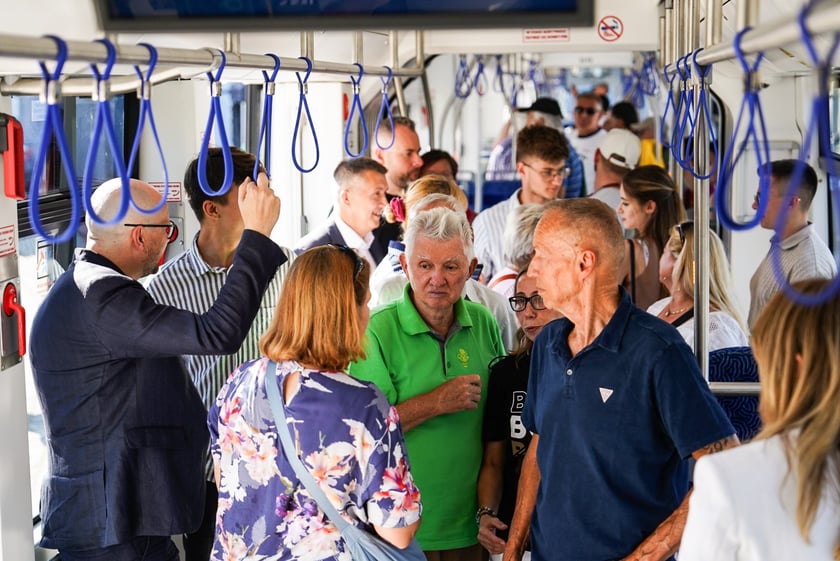 Uroczystość nadania tramwajowi imienia Ryszarda Szurkowskiego, 7 sierpnia 2024, zajezdnia Borek