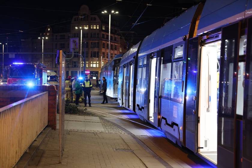 Zderzenie dwóch tramwajów na placu Dominikańskim we Wrocławiu