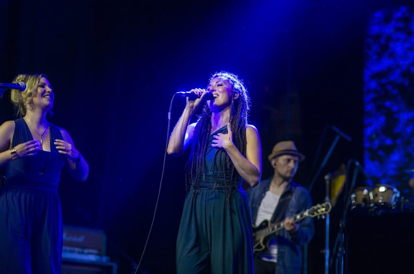 Koncert w rocznice powodzi Wrocław 22 sierpnia, MESAJAH feat, Grubson, Jagoda Kret, Sound?n?Grace, Miodu (Jamal), Gutek (Indios Bravos), I Grades, Kasia Kowalska.