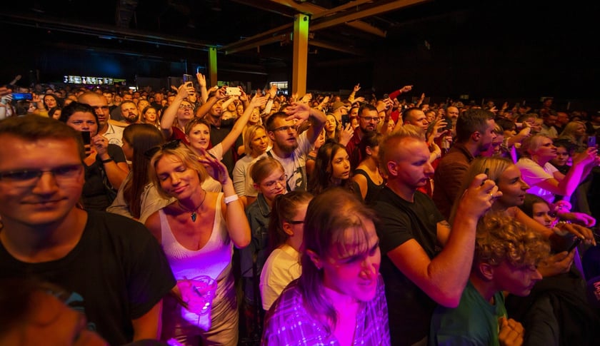 Koncert w rocznice powodzi Wrocław 22 sierpnia, MESAJAH feat, Grubson, Jagoda Kret, Sound?n?Grace, Miodu (Jamal), Gutek (Indios Bravos), I Grades, Kasia Kowalska.