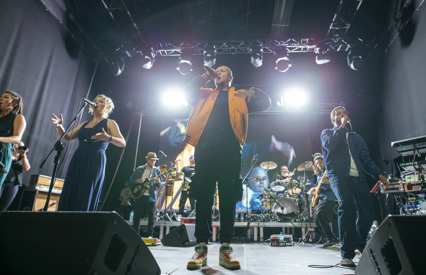 Koncert w rocznice powodzi Wrocław 22 sierpnia, MESAJAH feat, Grubson, Jagoda Kret, Sound?n?Grace, Miodu (Jamal), Gutek (Indios Bravos), I Grades, Kasia Kowalska.