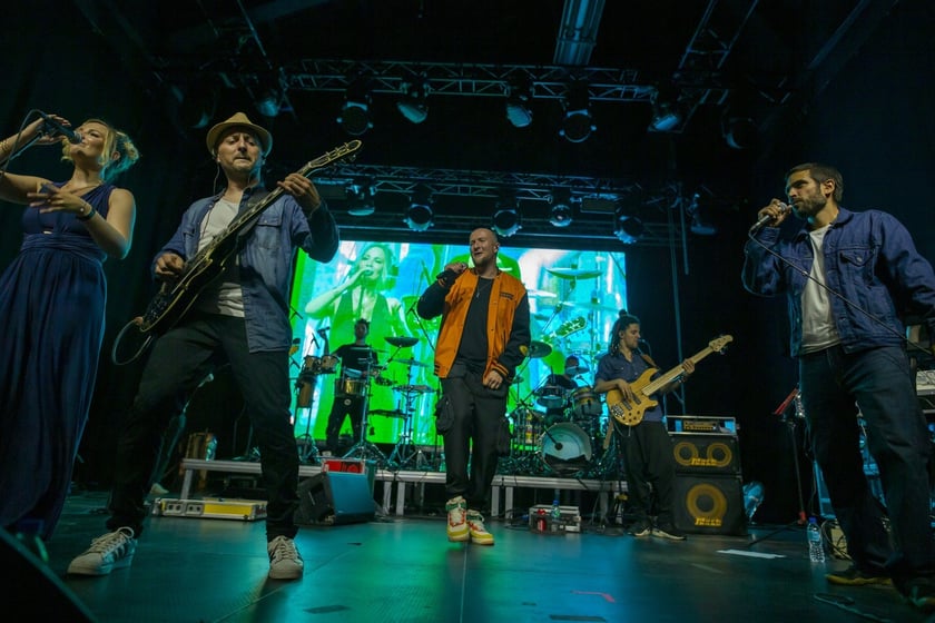 Koncert w rocznice powodzi Wrocław 22 sierpnia, MESAJAH feat, Grubson, Jagoda Kret, Sound?n?Grace, Miodu (Jamal), Gutek (Indios Bravos), I Grades, Kasia Kowalska.