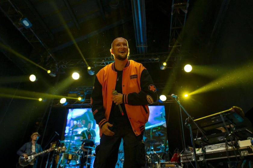 Koncert w rocznice powodzi Wrocław 22 sierpnia, MESAJAH feat, Grubson, Jagoda Kret, Sound?n?Grace, Miodu (Jamal), Gutek (Indios Bravos), I Grades, Kasia Kowalska.