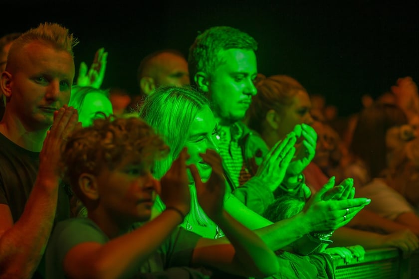 Koncert w rocznice powodzi Wrocław 22 sierpnia, MESAJAH feat, Grubson, Jagoda Kret, Sound?n?Grace, Miodu (Jamal), Gutek (Indios Bravos), I Grades, Kasia Kowalska.