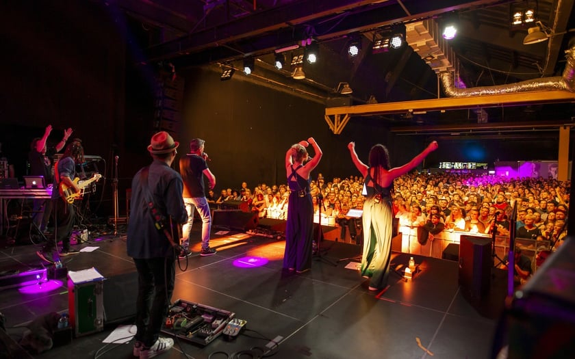 Koncert w rocznice powodzi Wrocław 22 sierpnia, MESAJAH feat, Grubson, Jagoda Kret, Sound?n?Grace, Miodu (Jamal), Gutek (Indios Bravos), I Grades, Kasia Kowalska.