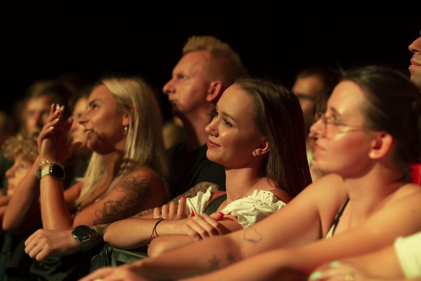 Koncert w rocznice powodzi Wrocław 22 sierpnia, MESAJAH feat, Grubson, Jagoda Kret, Sound?n?Grace, Miodu (Jamal), Gutek (Indios Bravos), I Grades, Kasia Kowalska.