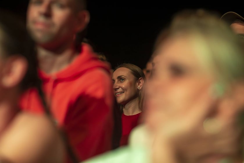 Koncert w rocznice powodzi Wrocław 22 sierpnia, MESAJAH feat, Grubson, Jagoda Kret, Sound?n?Grace, Miodu (Jamal), Gutek (Indios Bravos), I Grades, Kasia Kowalska.