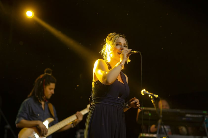 Koncert w rocznice powodzi Wrocław 22 sierpnia, MESAJAH feat, Grubson, Jagoda Kret, Sound?n?Grace, Miodu (Jamal), Gutek (Indios Bravos), I Grades, Kasia Kowalska.