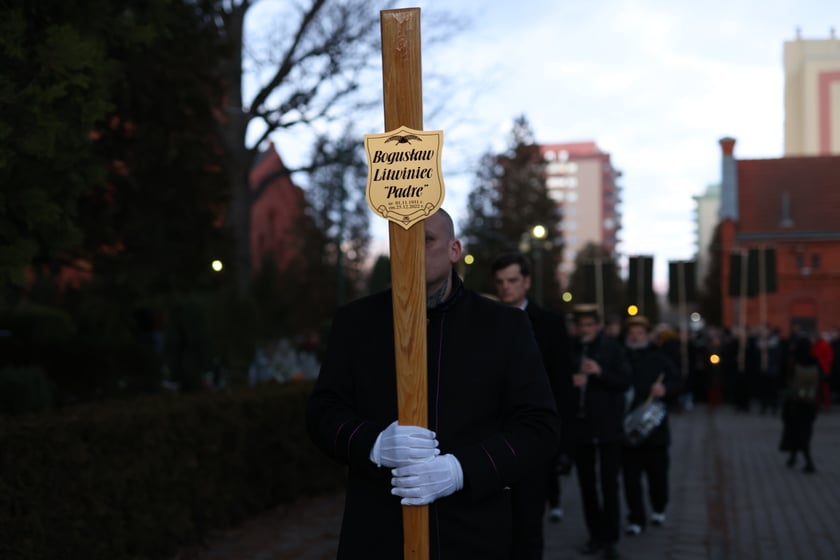 Pogrzeb Bogusława Litwińca, 3 stycznia 2023 r., Cmentarz Grabiszyński