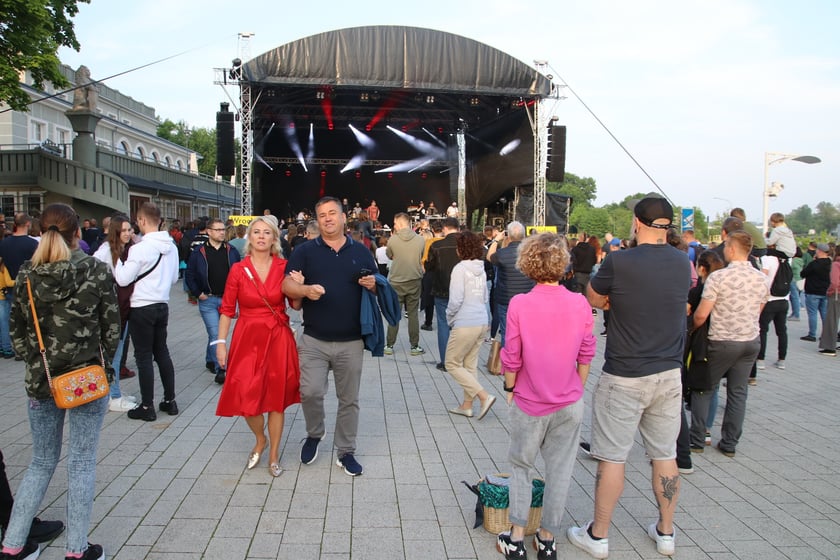 Koncert dla Odry przy bulwarze Politechniki