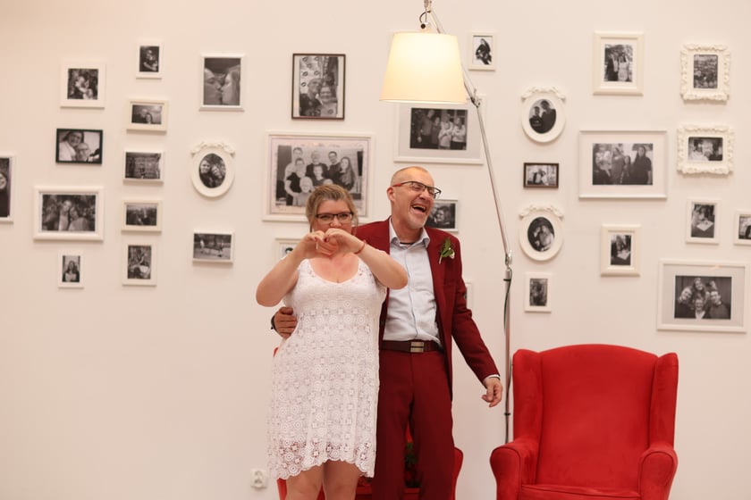 Agnieszka Gil i Piotr Gawałko ślubowali sobie miłość w bibliotece