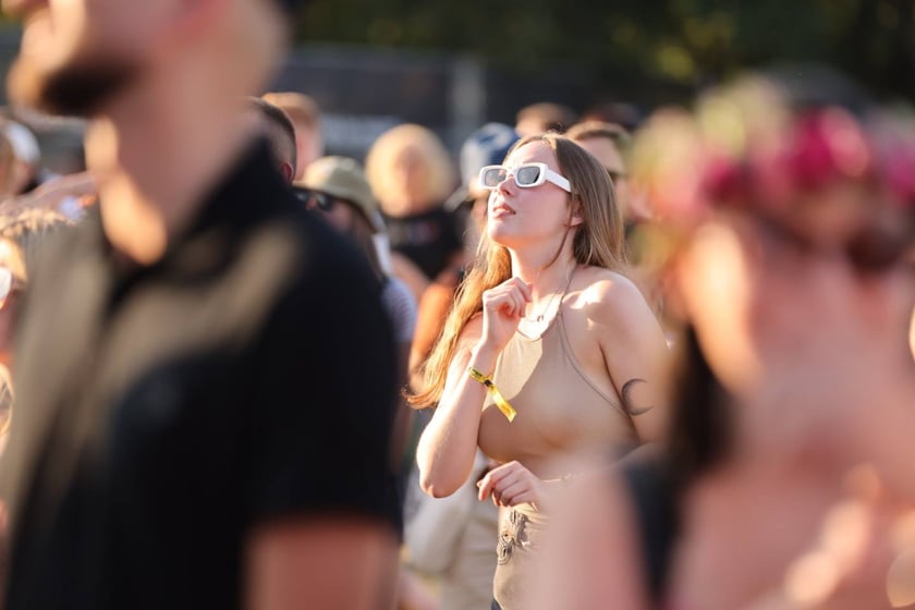 Gorąca zabawa na Santander Letnie Brzmienia 2023. Tłumy na Partynicach.