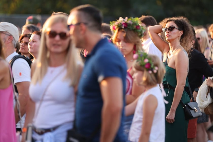 Gorąca zabawa na Santander Letnie Brzmienia 2023. Tłumy na Partynicach.