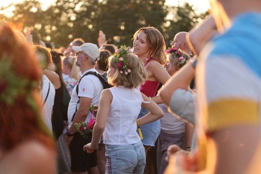 Gorąca zabawa na Santander Letnie Brzmienia 2023. Tłumy na Partynicach.