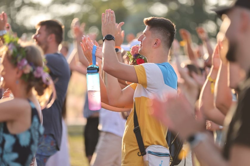 Gorąca zabawa na Santander Letnie Brzmienia 2023. Tłumy na Partynicach.