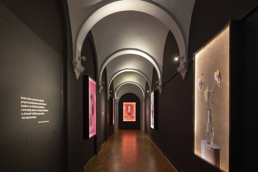 Wystawa &bdquo;Szklane życiorysy. Polskie projektantki szkła (1945-2020)&rdquo; w Muzeum Narodowym we Wrocławiu