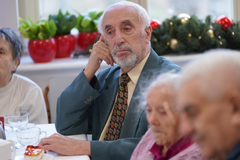 Anna Wyszkoni spotkała się z seniorami w Dziennym Domu Pomocy przy Skoczylasa 8 w Leśnicy