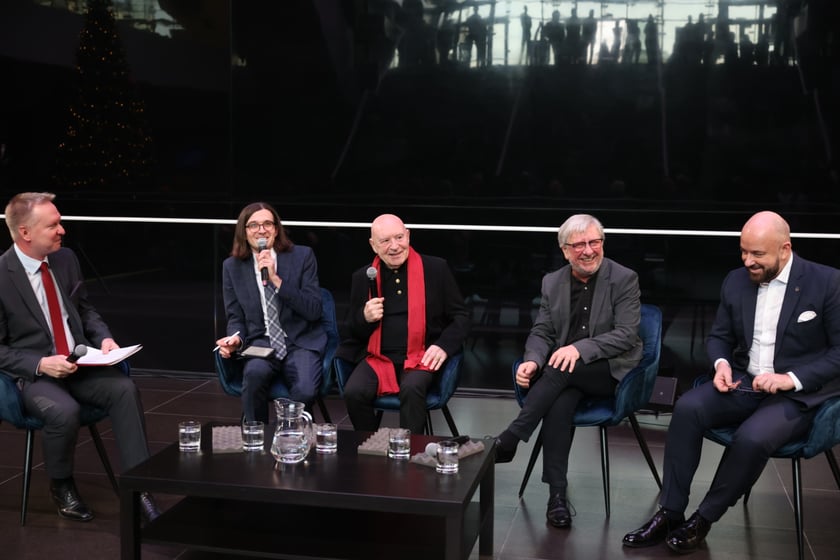 W NFM &ndash; od lewej Grzegorz Chojnowski, Tomasz Duda, Christoph Eschenbach, Andrzej Kosendiak, prezydent Jacek Sutryk