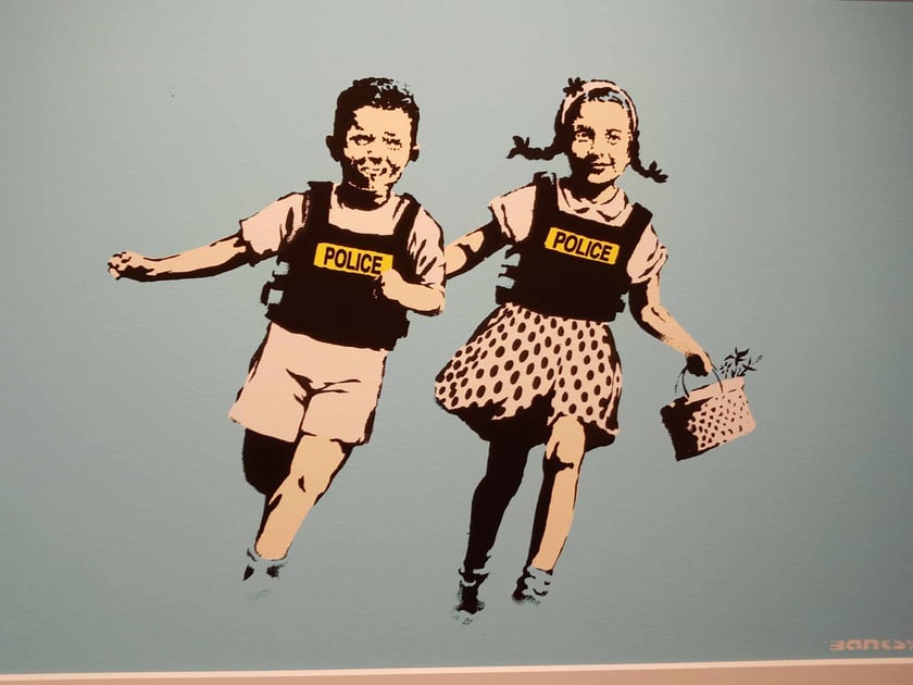 Banksy we Wrocławiu. Na zdjęciu jego prace prezentowane w hali IASE przy ul. Wystawowej