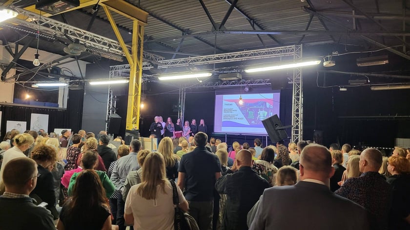 Wernisaż prac odbył się w Czasoprzestrzeni 26 września