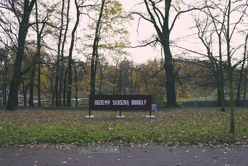 We wrocławskich schronach odbywa się trzydniowa wystawa Yuriya Bileya &ndash; rzeźby przy szczelinach przeciwlotniczych przy Moście Zwierzynieckim