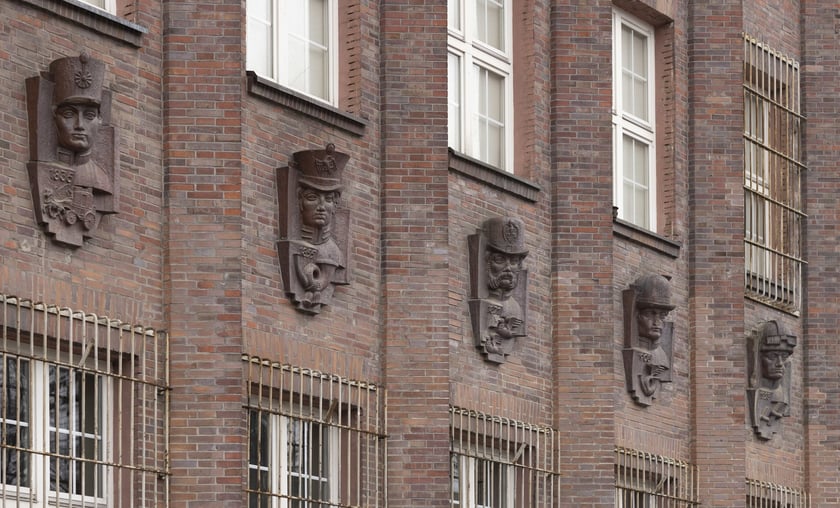 Pierwszy wieżowiec we Wrocławiu, ul. Krasińskiego