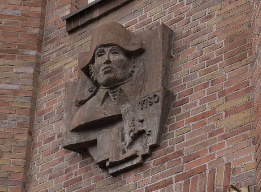 Pierwszy wieżowiec we Wrocławiu, ul. Krasińskiego