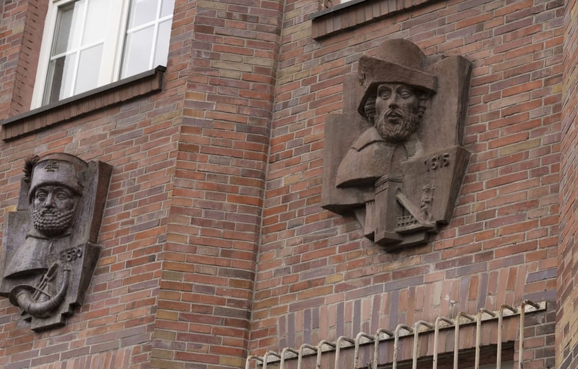 Pierwszy wieżowiec we Wrocławiu, ul. Krasińskiego