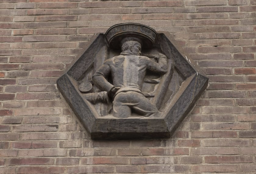 Pierwszy wieżowiec we Wrocławiu, ul. Krasińskiego