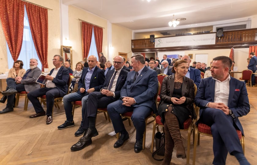 Spotkanie z  cyklu "Bez Mikro Nie Ma Makro" w Bielanach Wrocławskich.