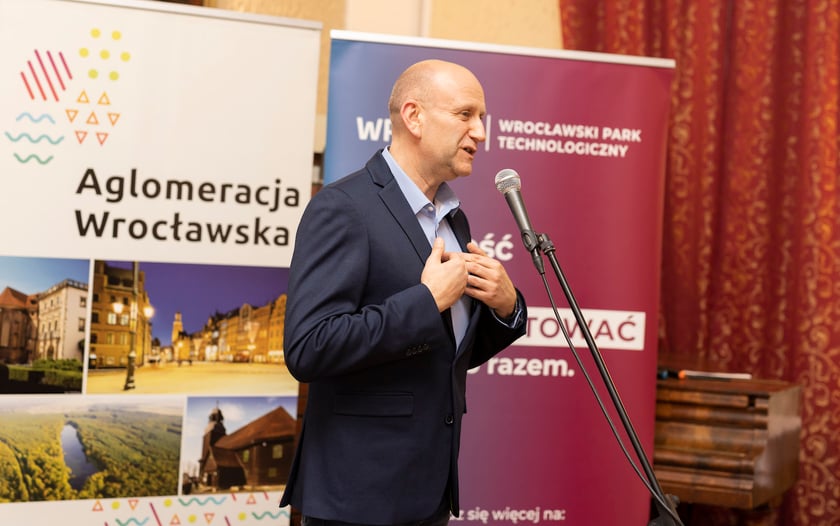 Spotkanie z  cyklu "Bez Mikro Nie Ma Makro" w Bielanach Wrocławskich.