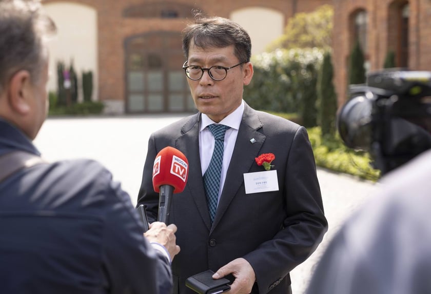 Uroczystość otwarcia Industrial Bank of Korea we Wrocławiu.