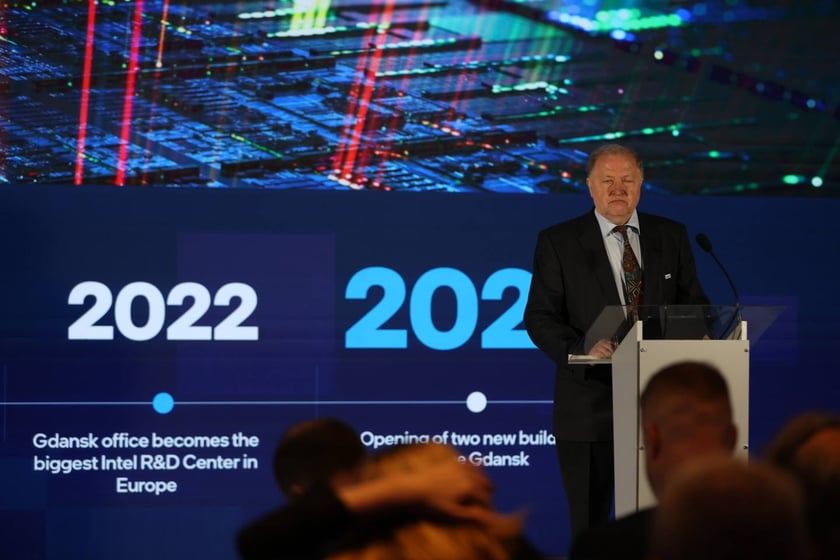 Intel, największy producent mikroprocesorów na świecie, zainwestuje rekordowe pieniądze w fabrykę pod Wrocławiem, 16 czerwca konferencja prasowa