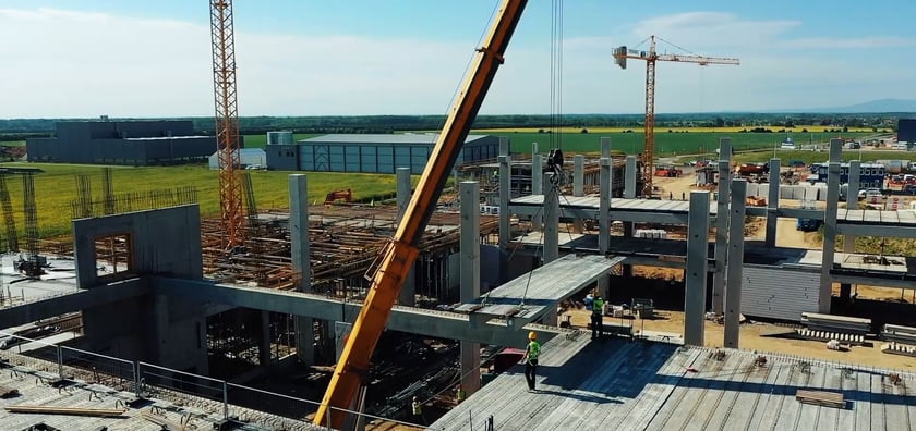 Persan otworzył wielką fabrykę pod Wrocławiem