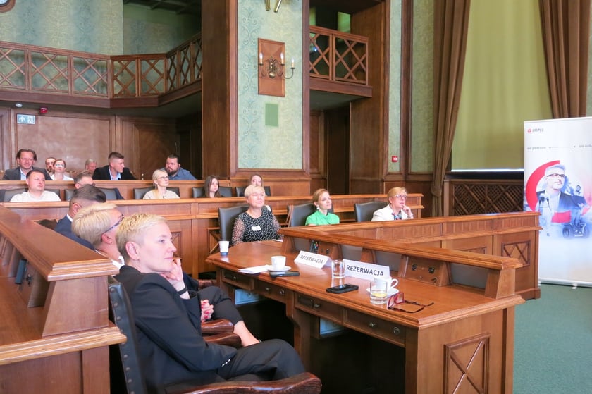 Uczestnicy konferencji „Wrocław dla Przedsiębiorców – Rynek Pracy 2025”.