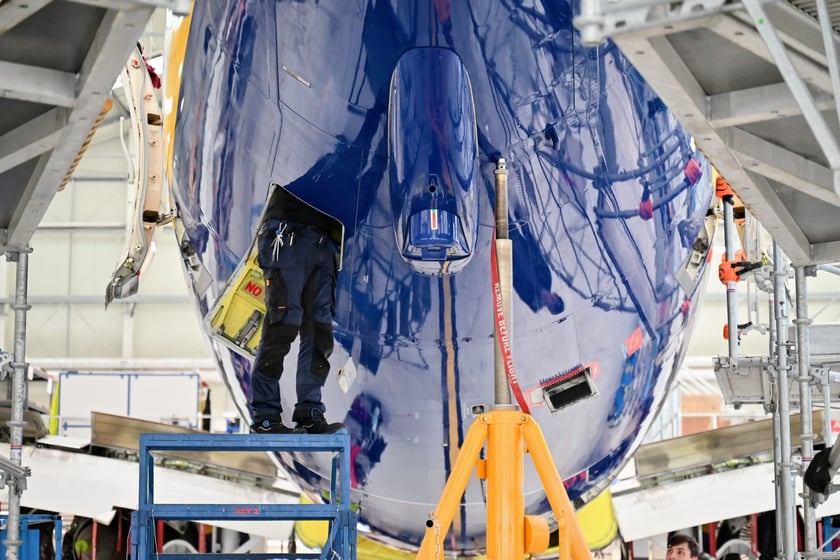 Wroclaw Aircraft Maintenance Services, w skrócie WAMS, czyli wrocławska baza serwisowa Ryanaira. Zdjęcie z 2023 roku