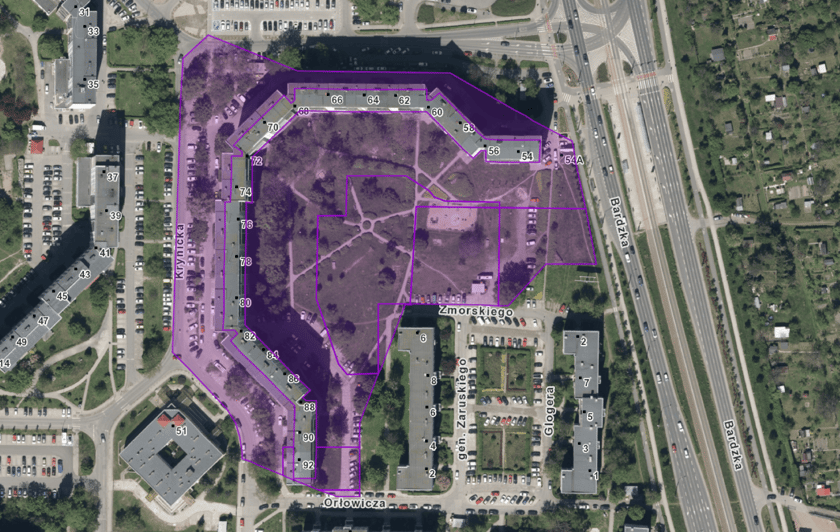 Powiększ obraz: Konsultowany obszar podwórka.