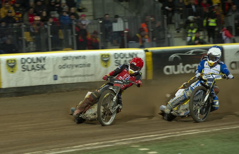 Mecz Sparta Wroclaw Apator Torun początek sezonu żużlowego 2022