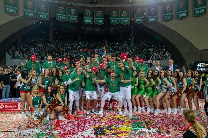 Koszykarze WKS-u wygrali cztery mecze z Legią i świętują 18. tytuł w historii klubu