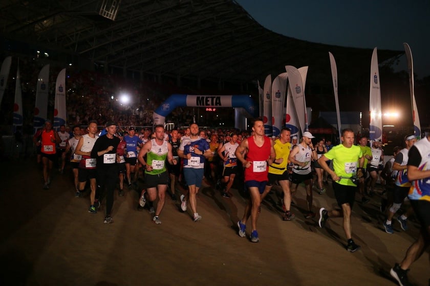 8. PKO Nocny Wrocław Półmaraton i PKO Wieczorny Bieg Rodzinny