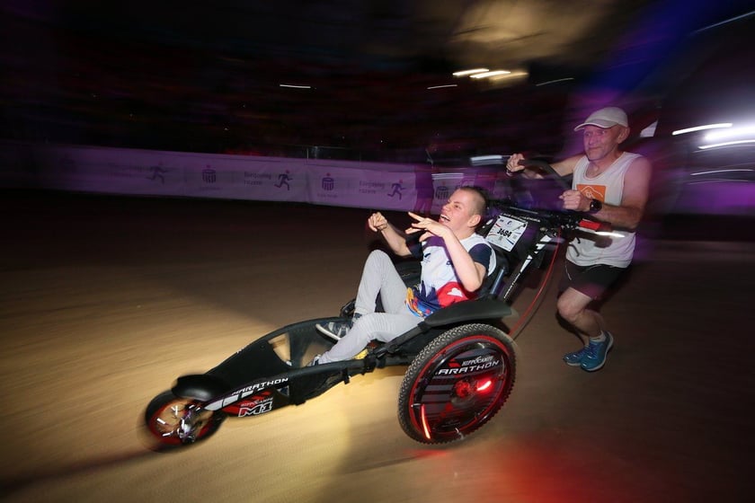 8. PKO Nocny Wrocław Półmaraton i PKO Wieczorny Bieg Rodzinny