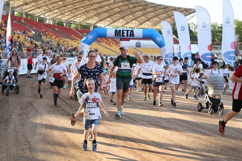 PKO Wieczorny Bieg Rodzinny 18 czerwca 2022 r. we Wrocławiu