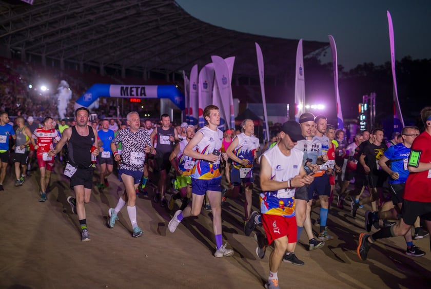 8. Nocny Wrocław Półmaraton