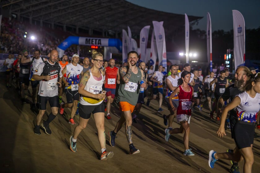 8. Nocny Wrocław Półmaraton