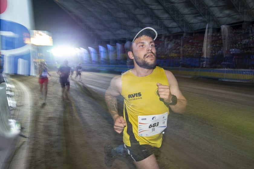 8. Nocny Wrocław Półmaraton