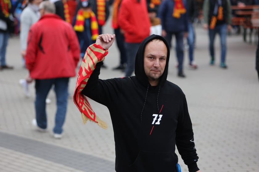Zdjęcia kibiców z meczu żużlowego Betard Sparta Wrocław - Stal Gorzów, 7 maja 2023 r.