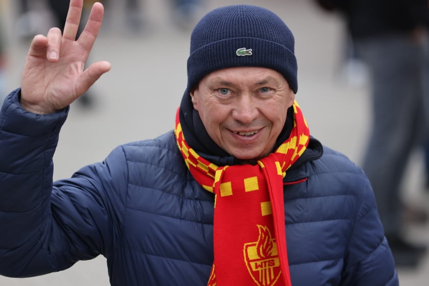 Zdjęcia kibiców z meczu żużlowego Betard Sparta Wrocław - Stal Gorzów, 7 maja 2023 r.