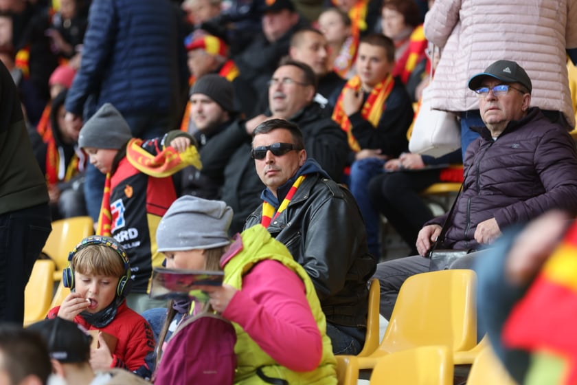 Zdjęcia kibiców z meczu żużlowego Betard Sparta Wrocław - Stal Gorzów, 7 maja 2023 r.