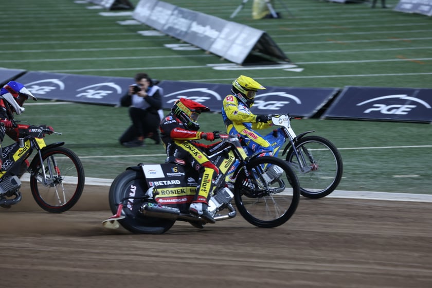 Zdjęcia kibiców z meczu żużlowego Betard Sparta Wrocław - Stal Gorzów, 7 maja 2023 r.