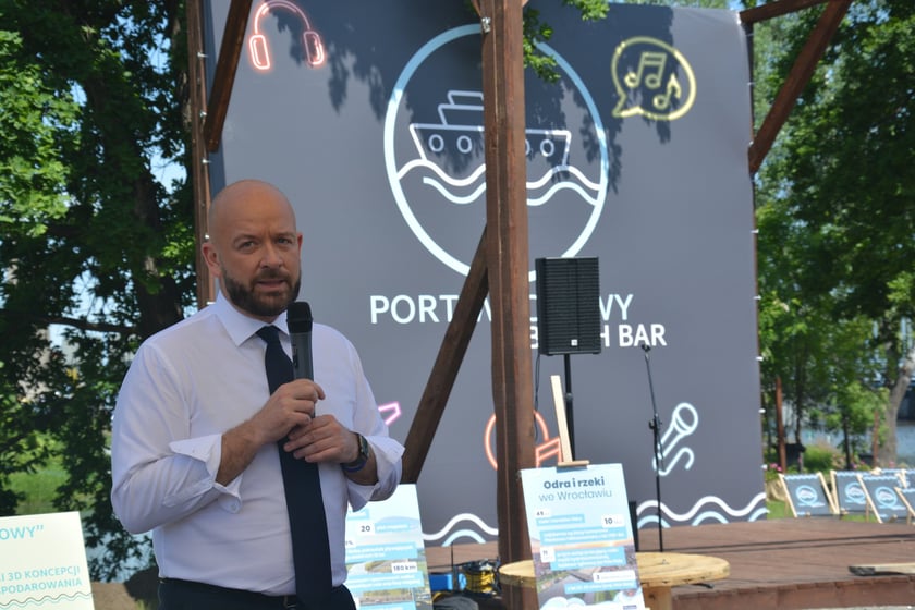 Jacek Sutryk, otwarcie Beach Baru Port Węglowy, 31 maja 2023 roku